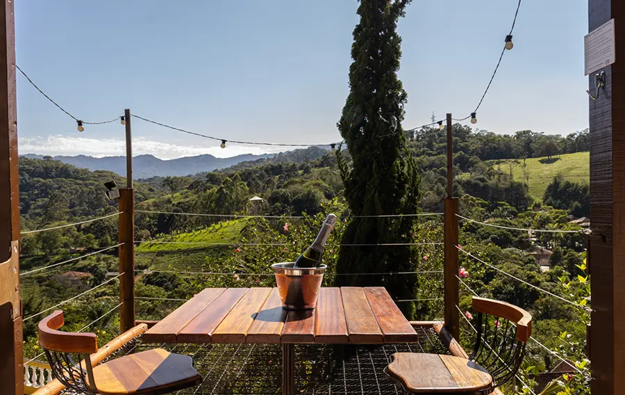 pousada-chales-sao-francisco-chale-canario-da-terra-13